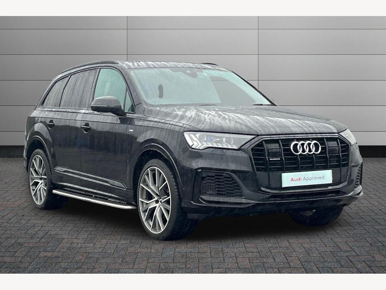 Main listing image - Audi Q7