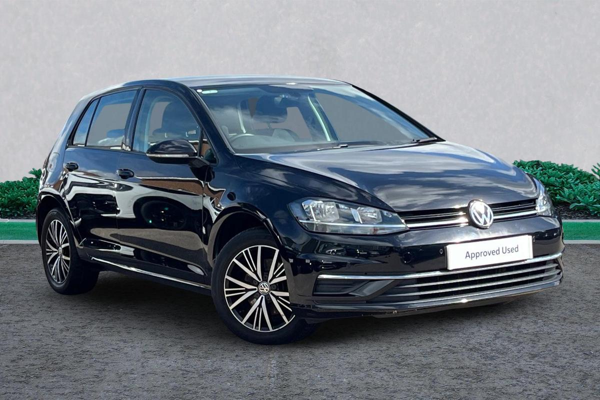 Main listing image - Volkswagen Golf