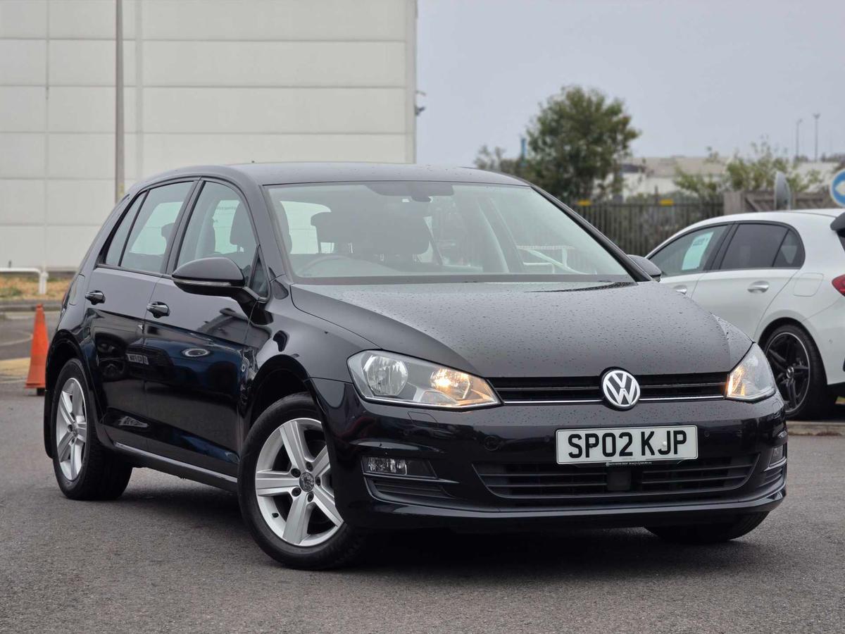 Main listing image - Volkswagen Golf