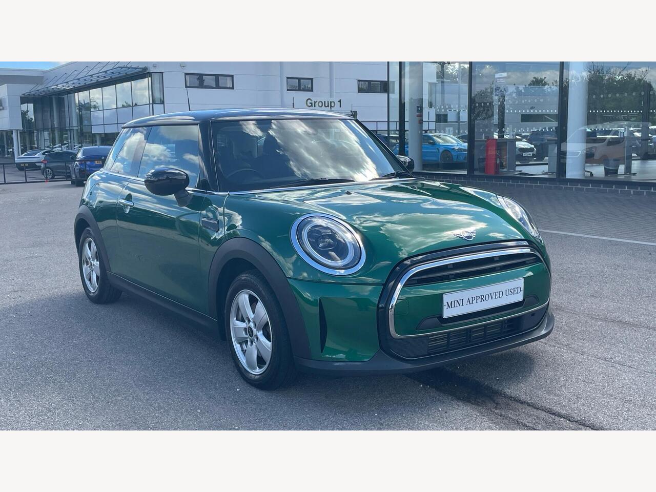 Main listing image - MINI Hatchback