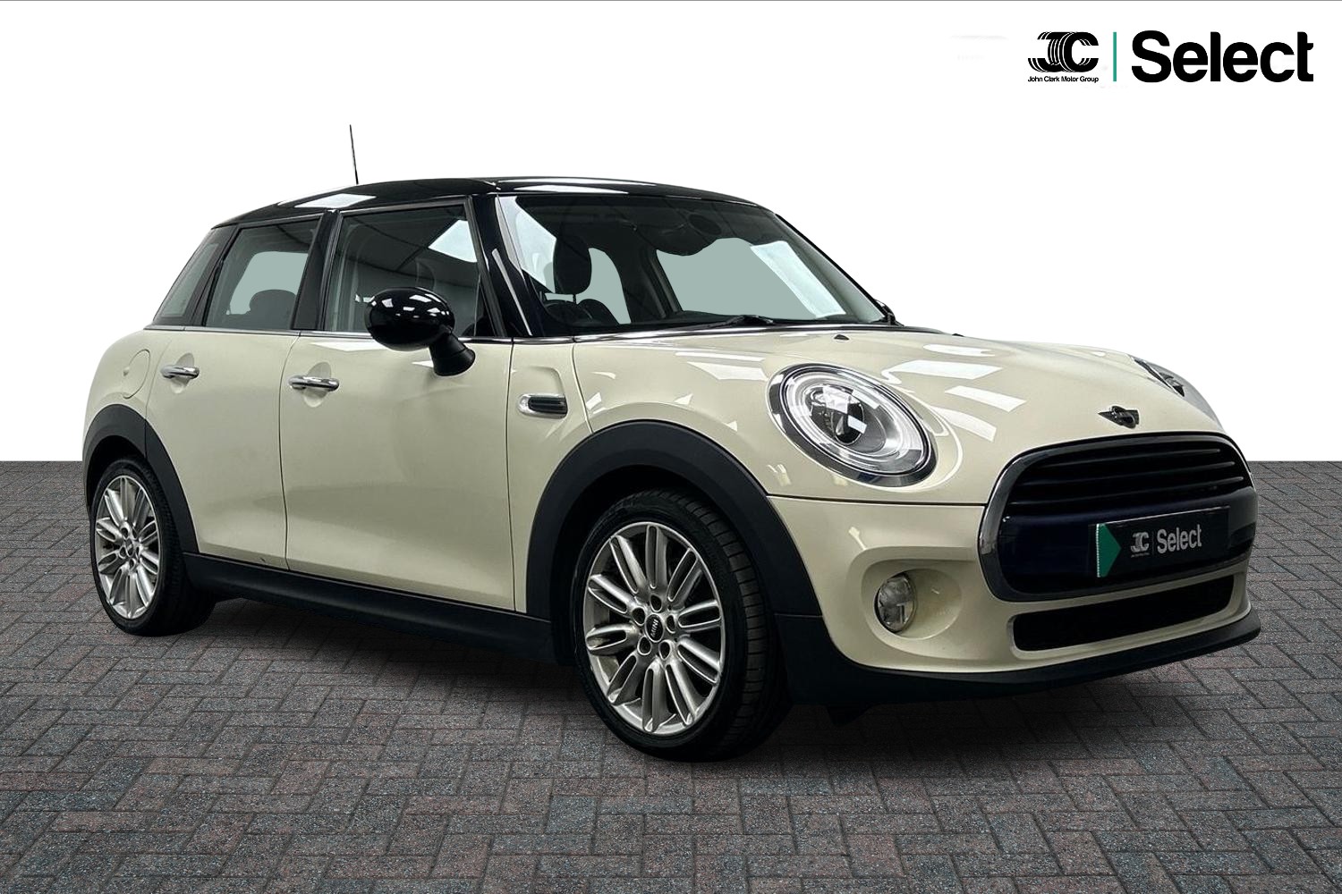 Main listing image - MINI Hatchback 5dr