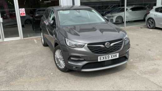 Main listing image - Vauxhall Grandland X