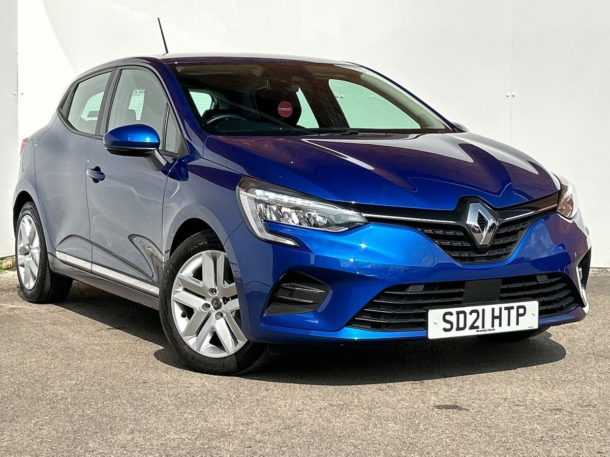 Main listing image - Renault Clio