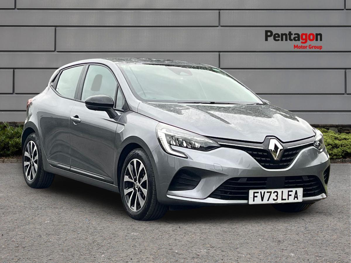 Main listing image - Renault Clio