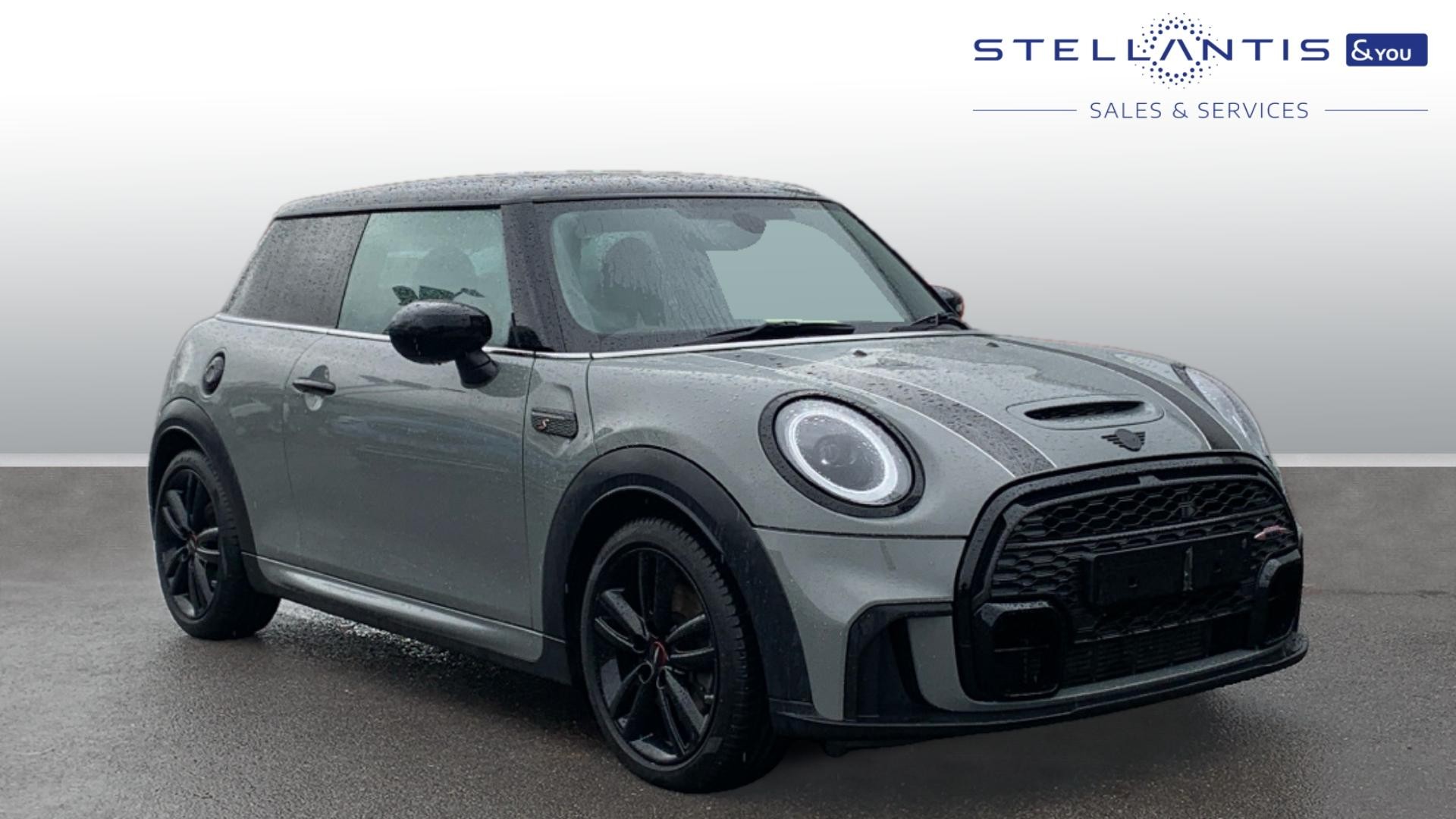 Main listing image - MINI Hatchback