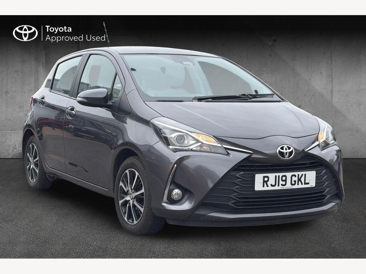 Main listing image - Toyota Yaris