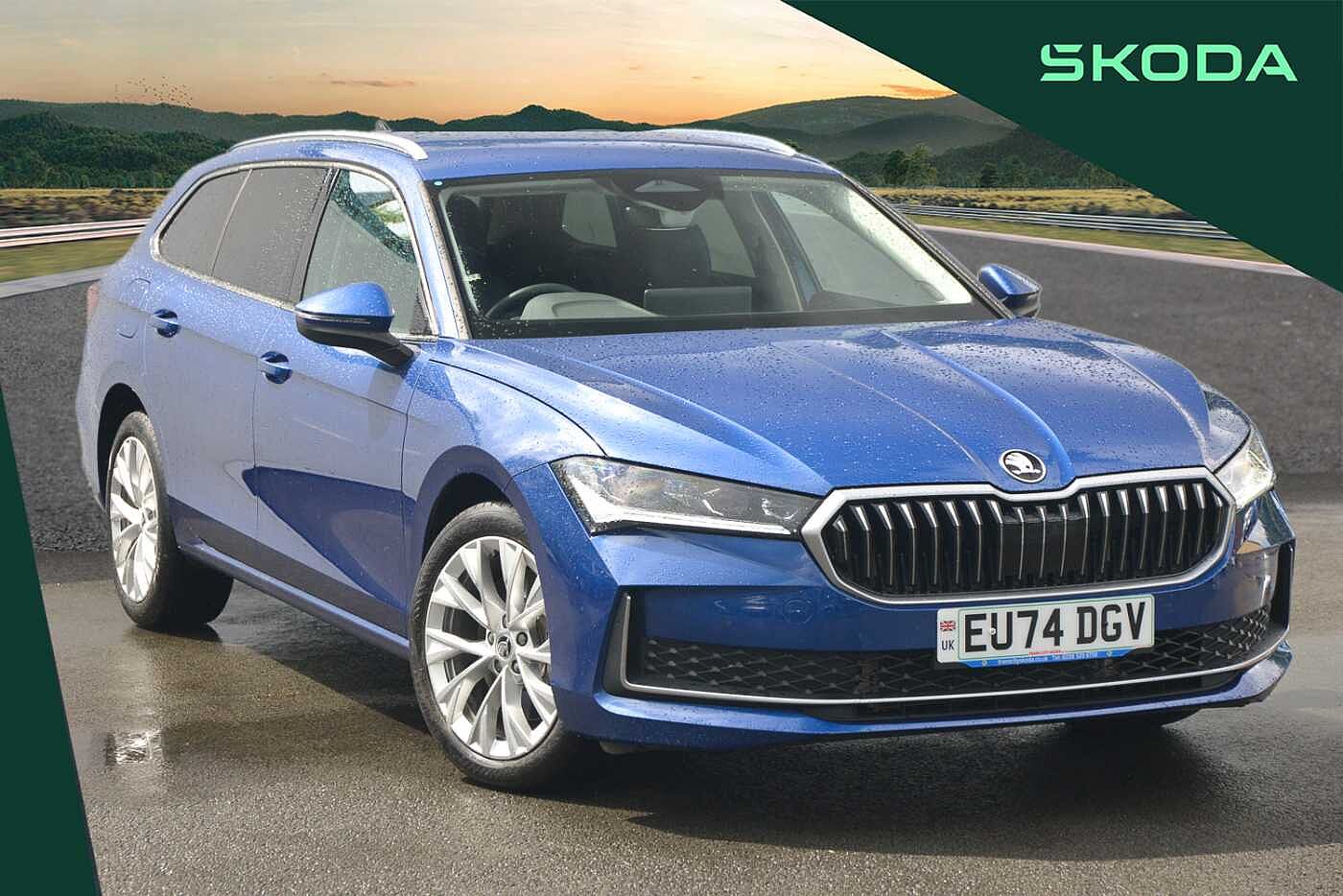 Main listing image - Skoda Superb Estate