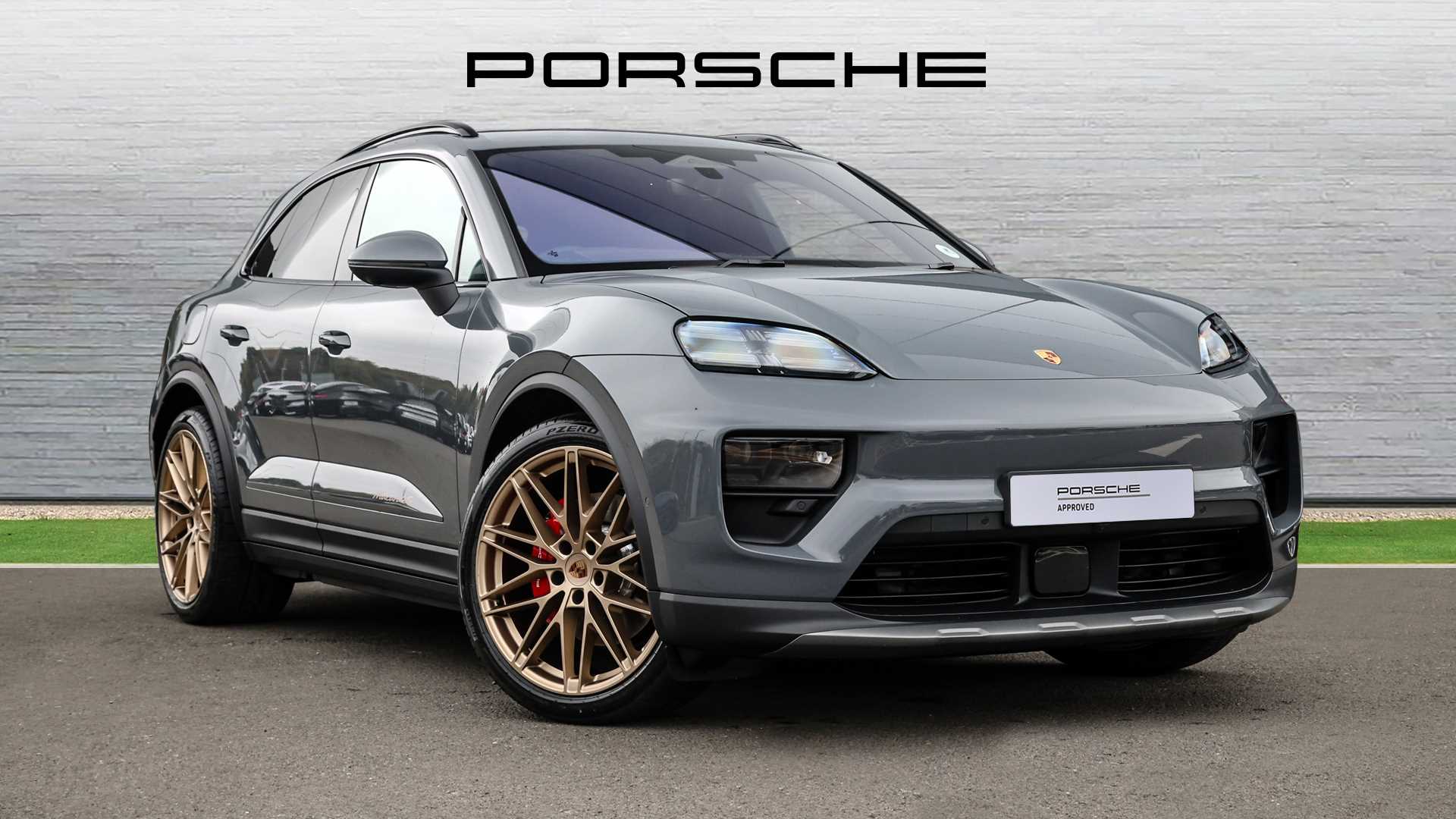 Main listing image - Porsche Macan