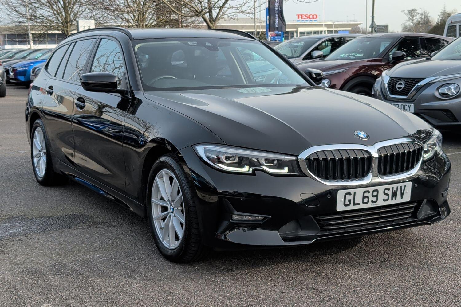 Main listing image - BMW 3 Series Touring