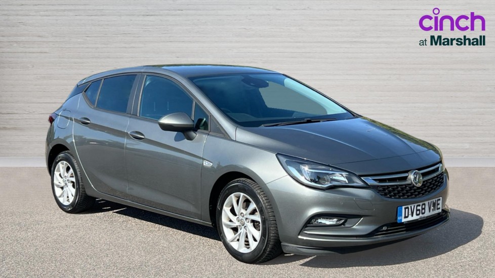 Main listing image - Vauxhall Astra