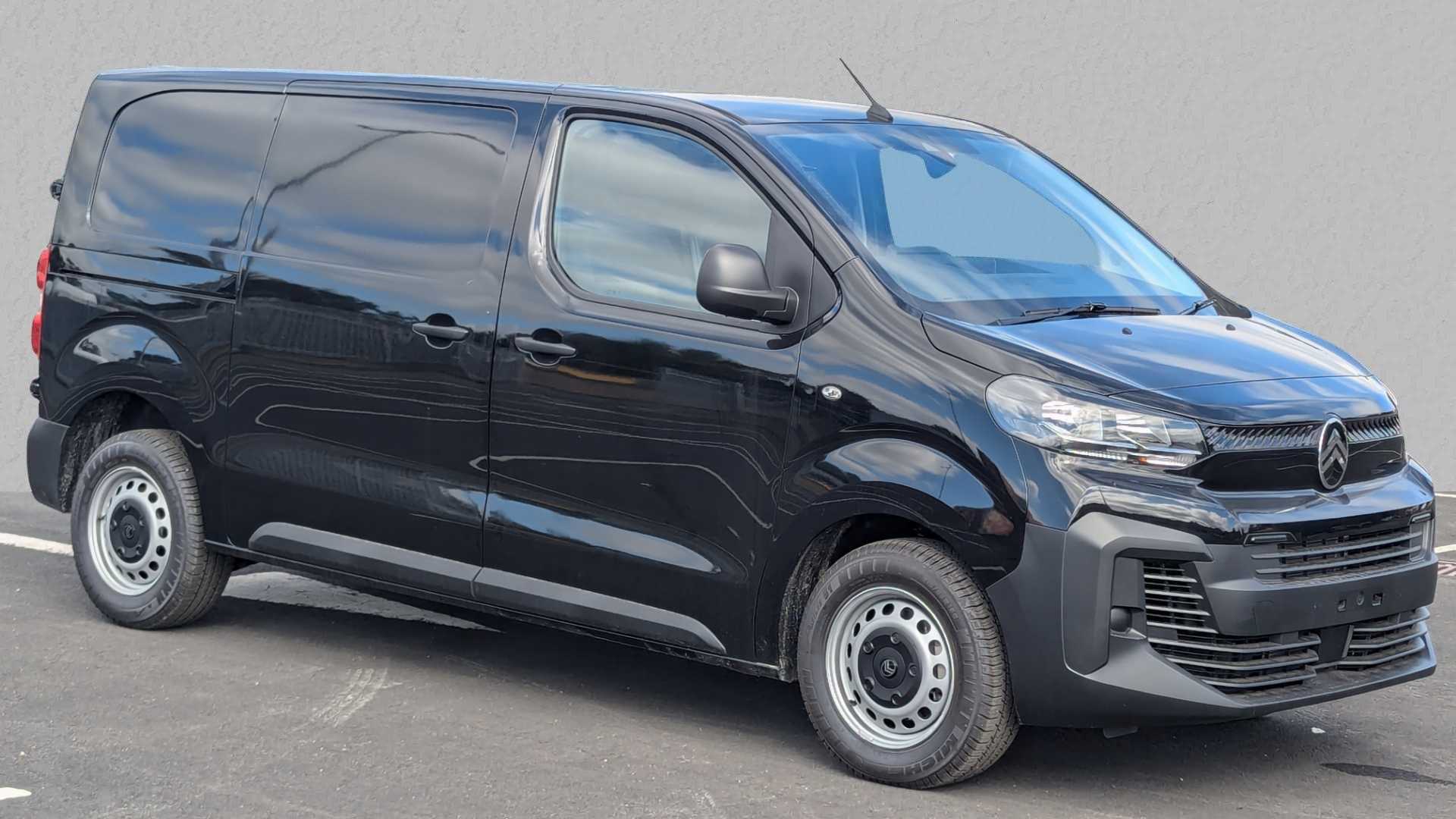 Main listing image - Citroen Dispatch