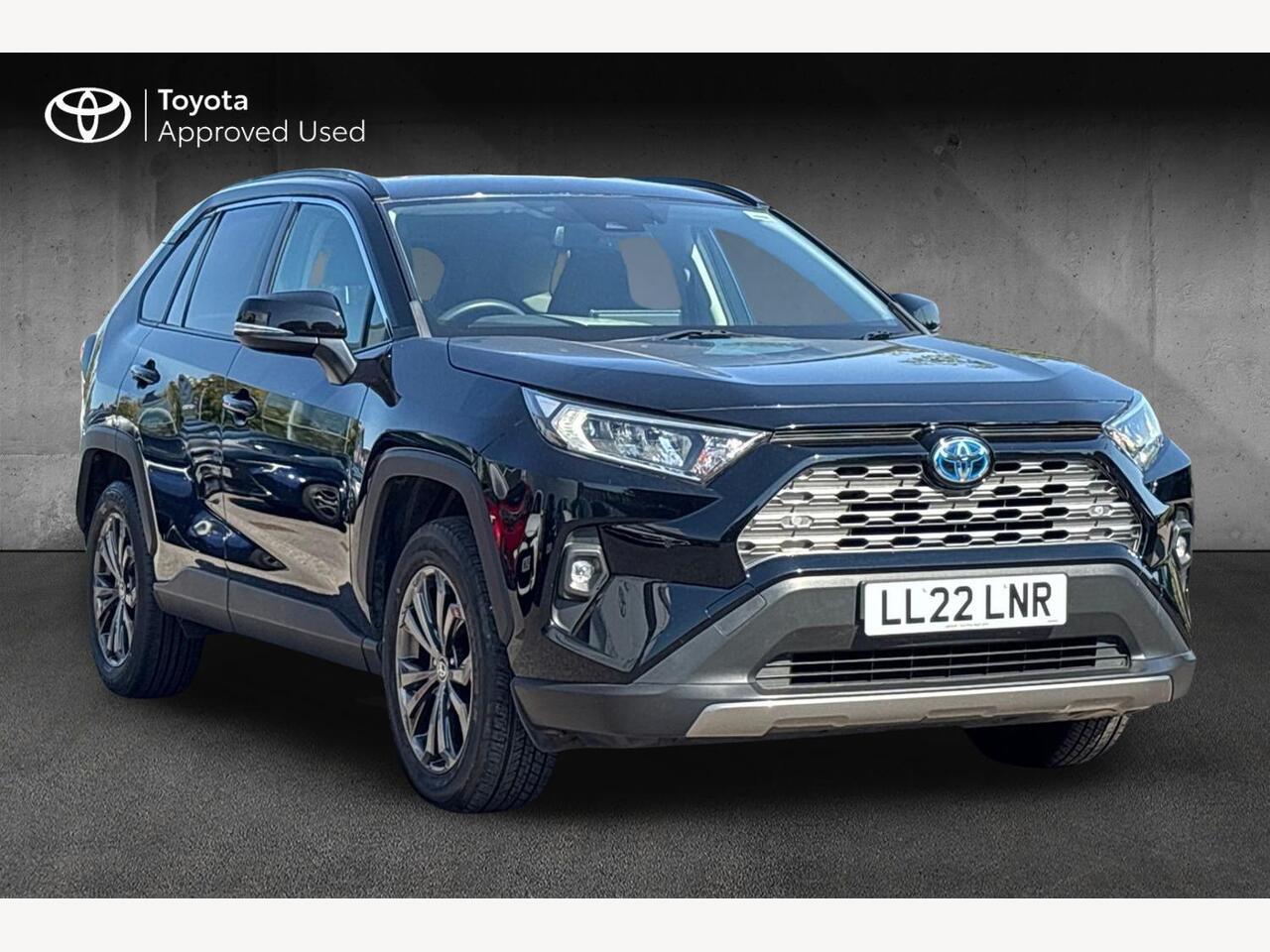 Main listing image - Toyota RAV4