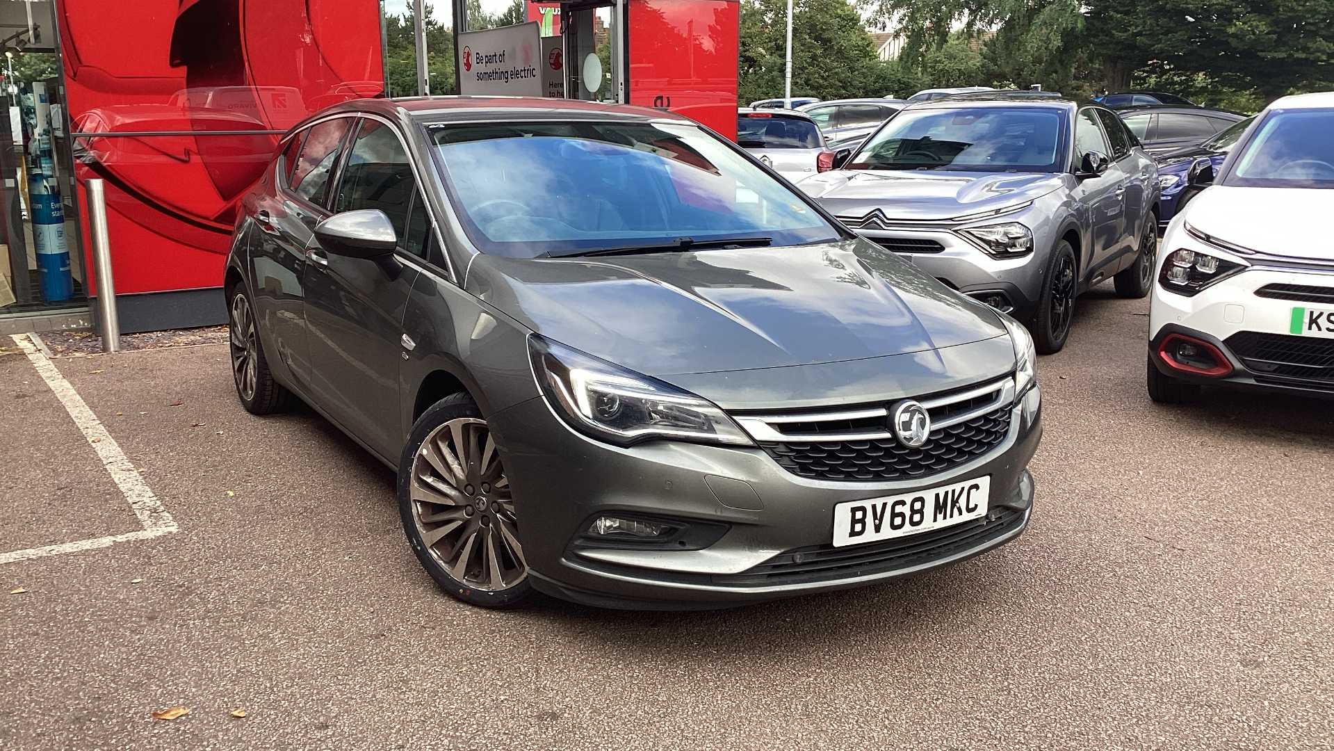 Main listing image - Vauxhall Astra