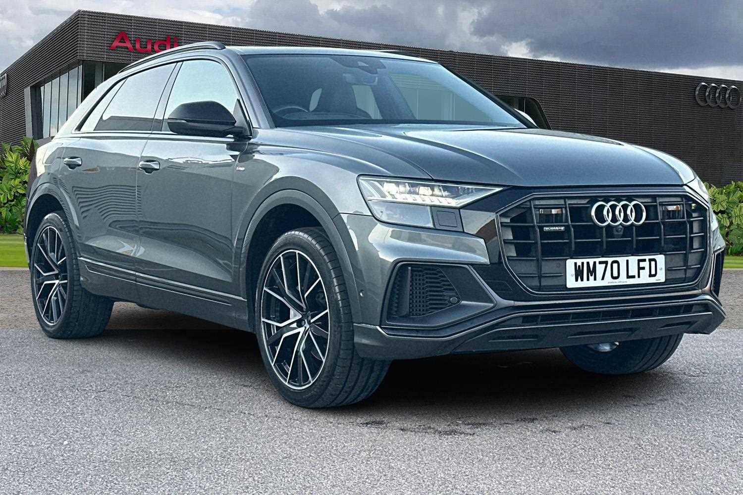 Main listing image - Audi Q8