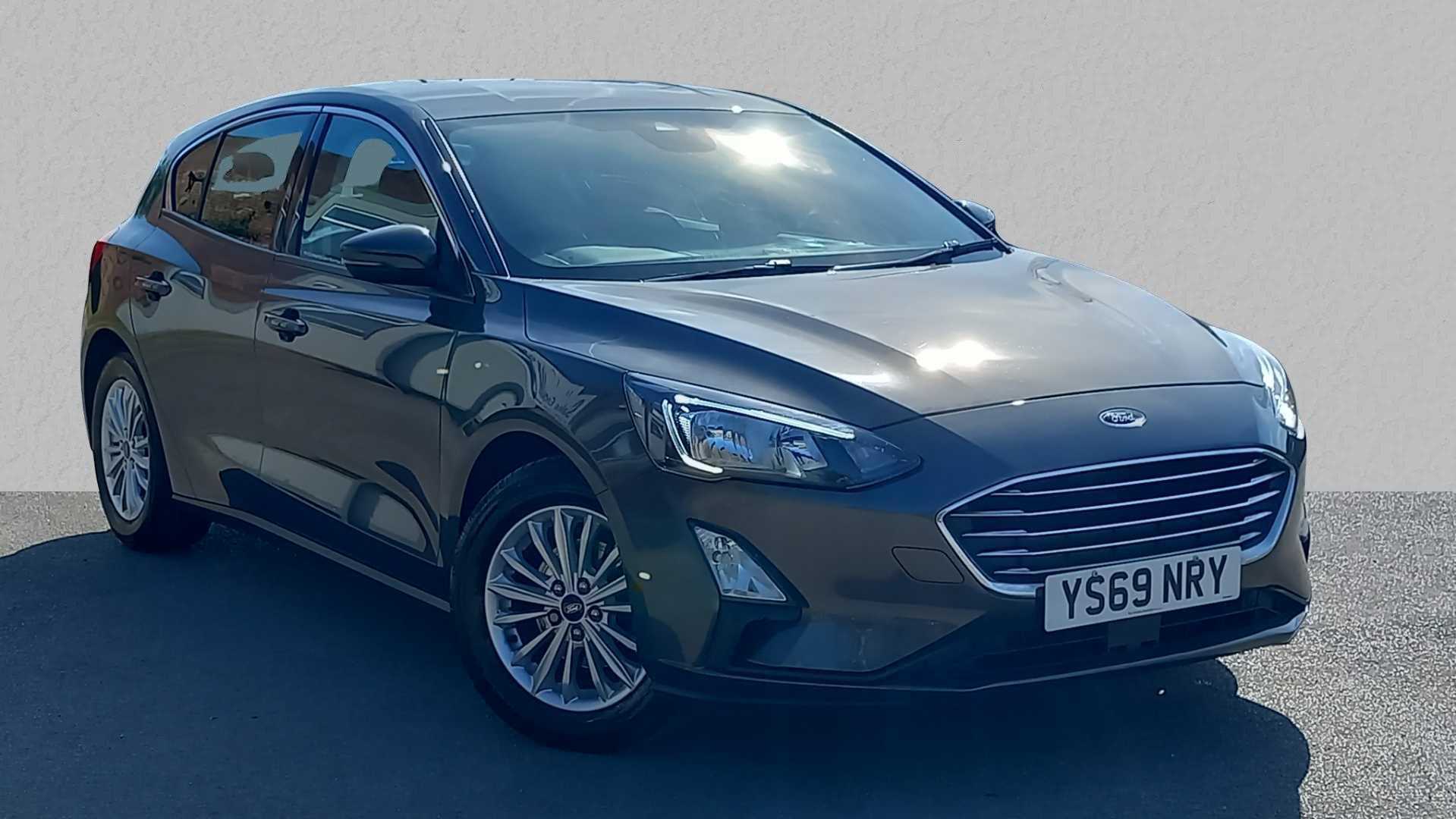 Main listing image - Ford Focus