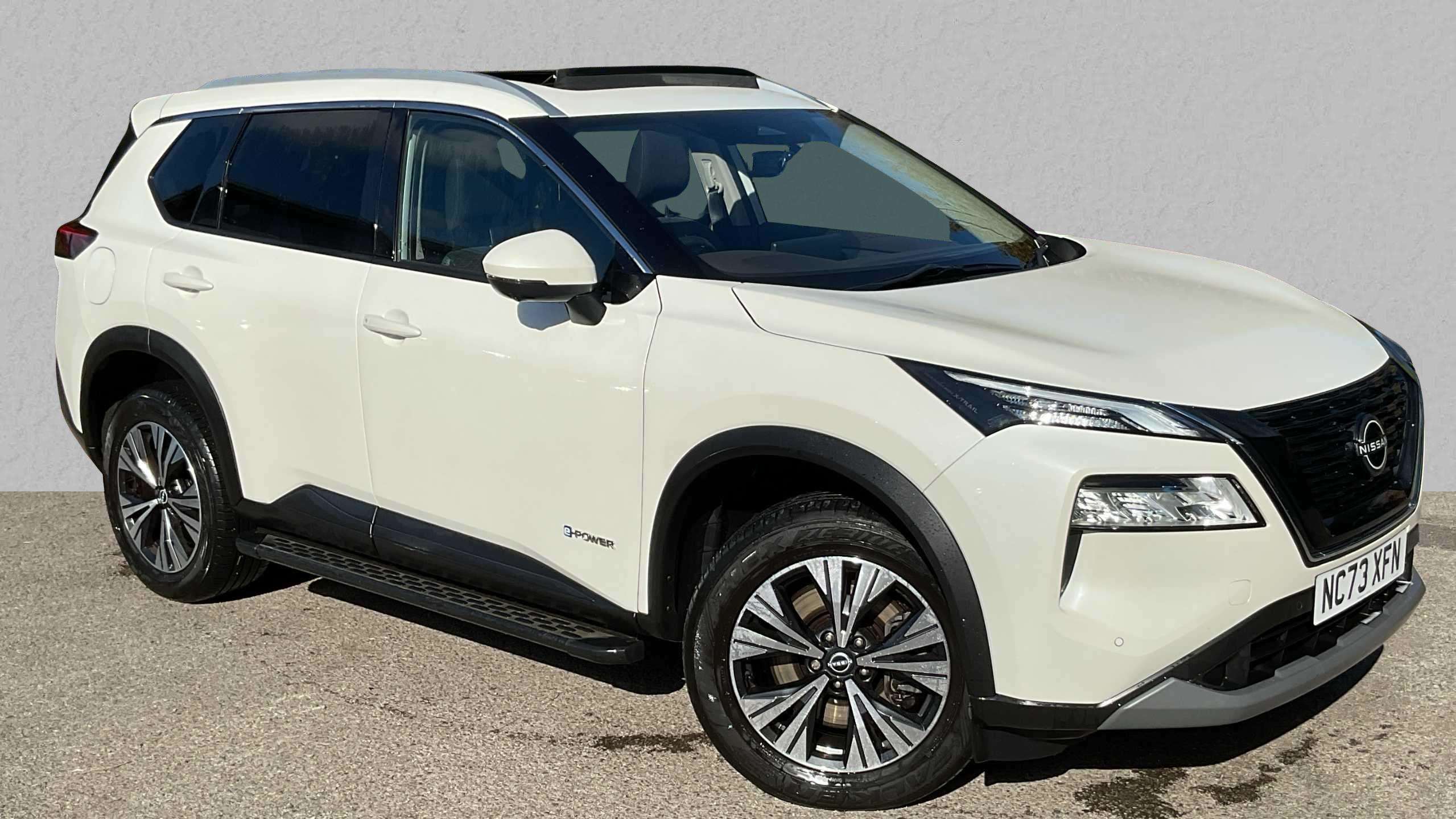 Main listing image - Nissan X-Trail