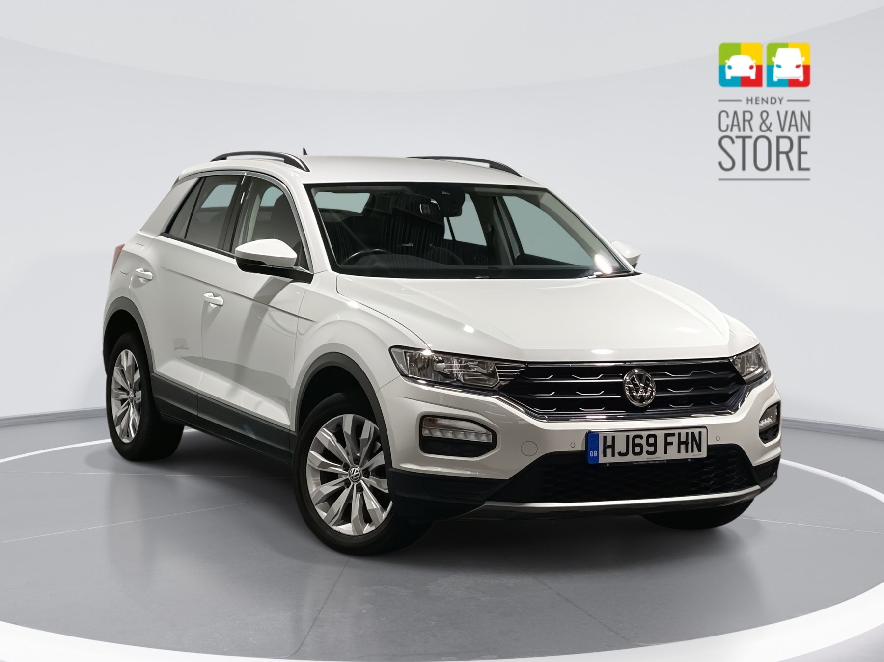 Main listing image - Volkswagen T-Roc