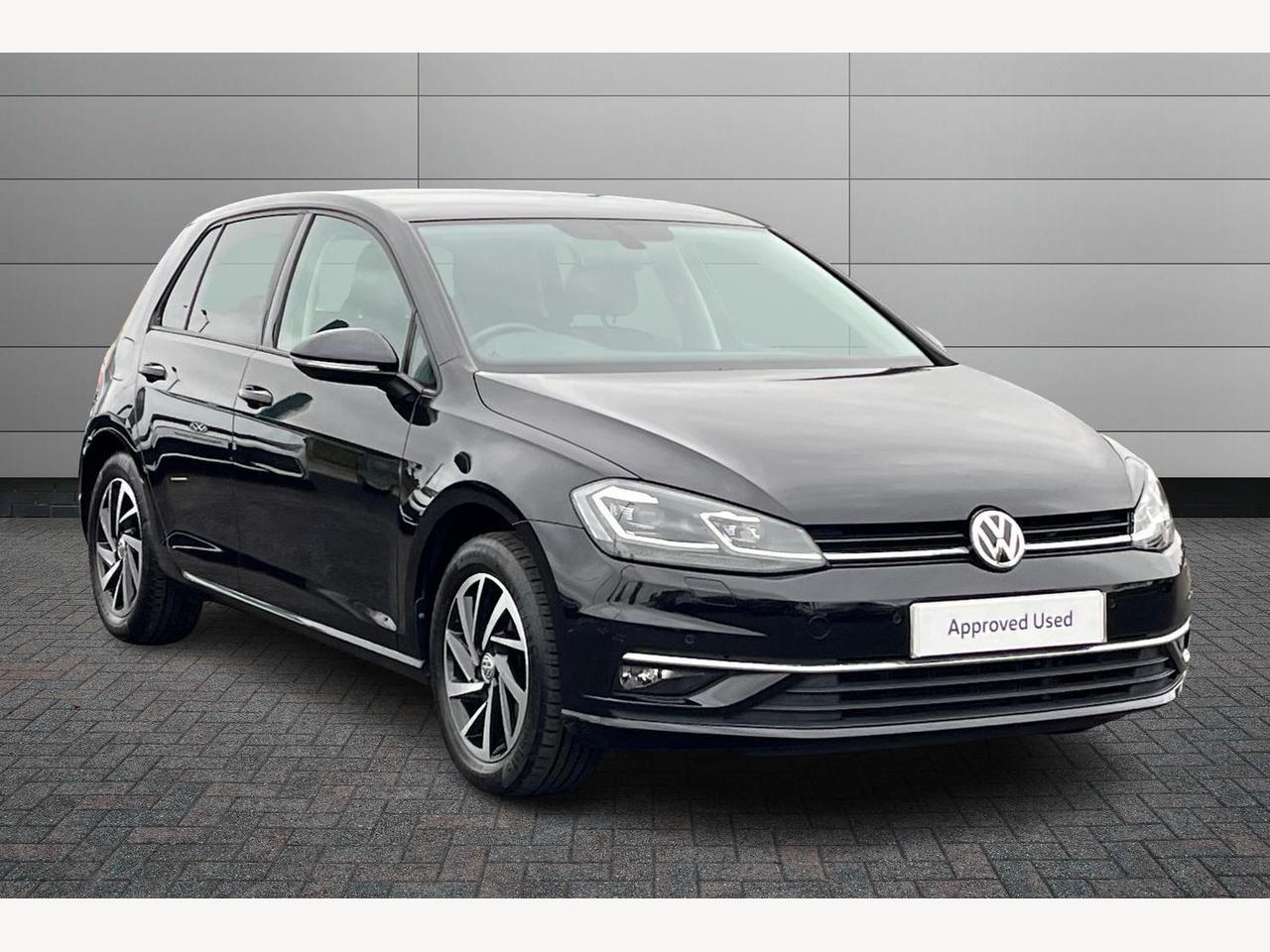 Main listing image - Volkswagen Golf