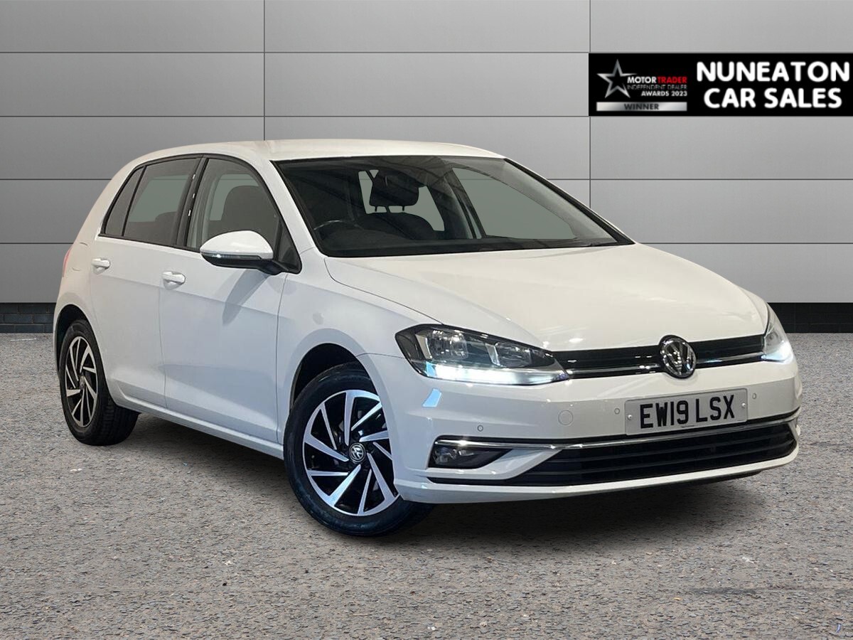 Main listing image - Volkswagen Golf