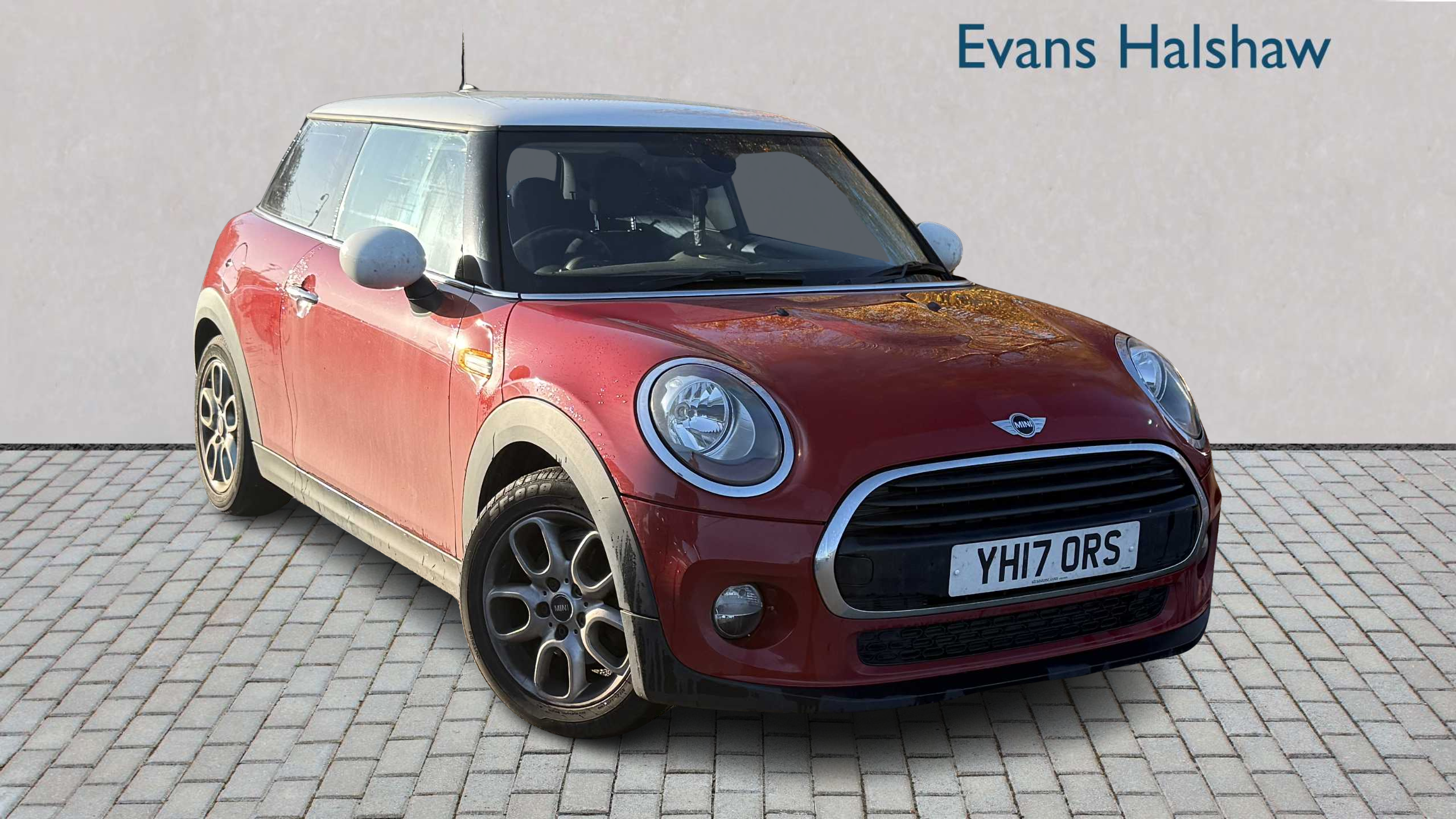 Main listing image - MINI Hatchback