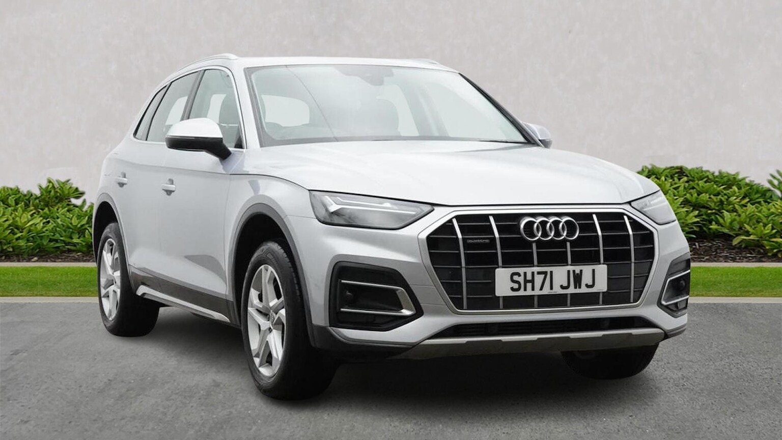 Main listing image - Audi Q5