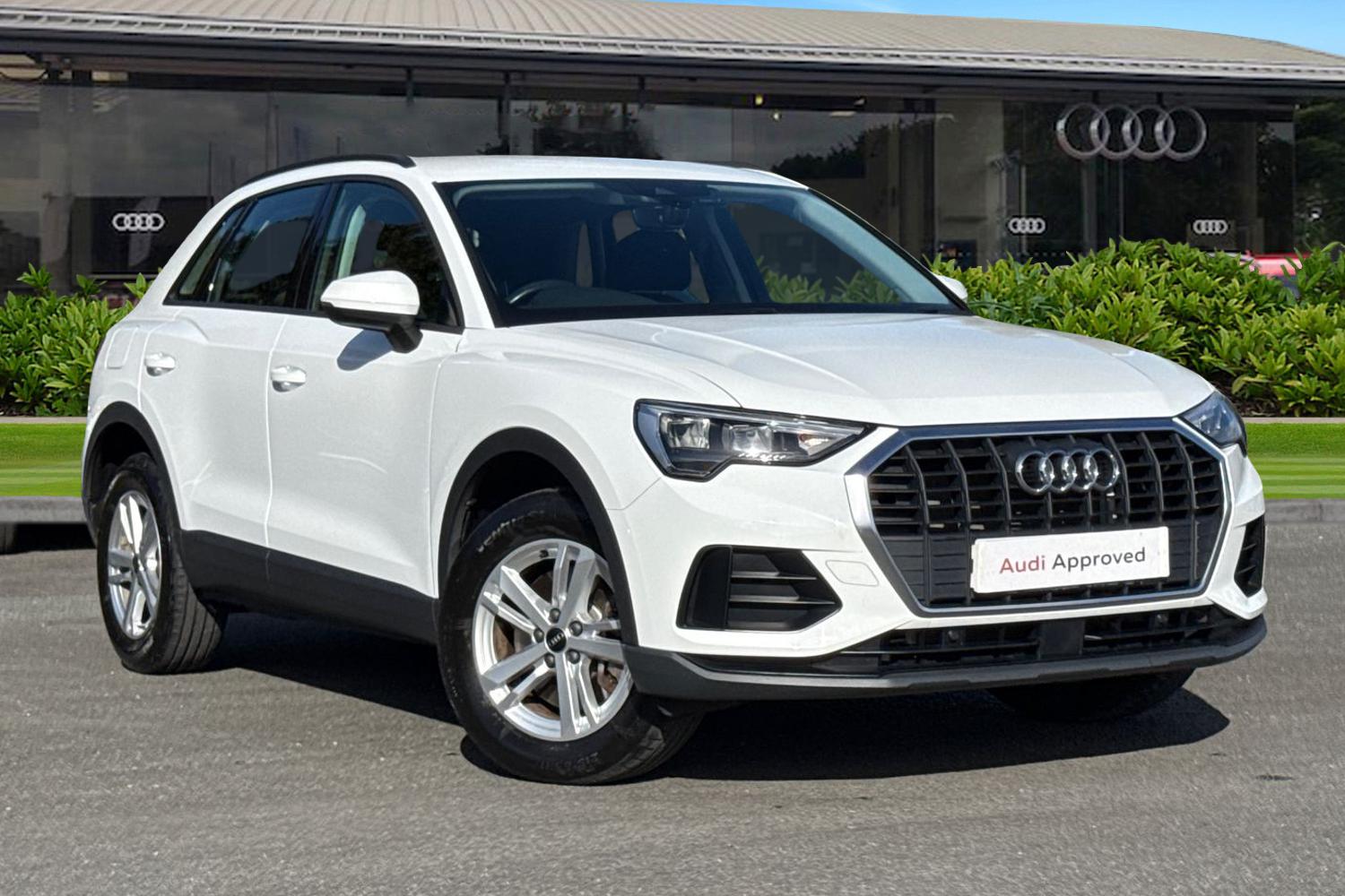 Main listing image - Audi Q3