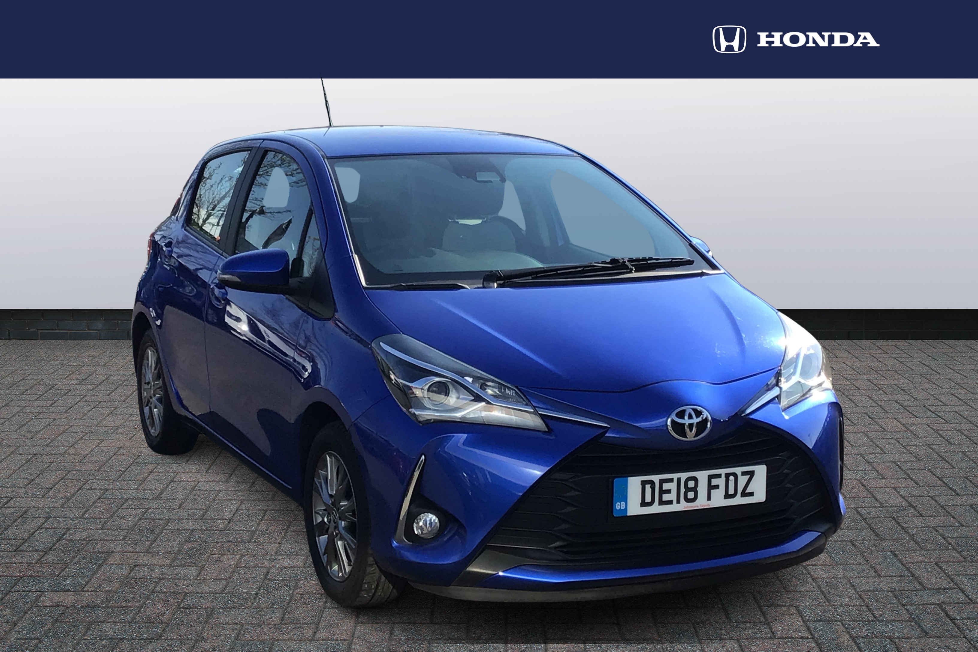 Main listing image - Toyota Yaris
