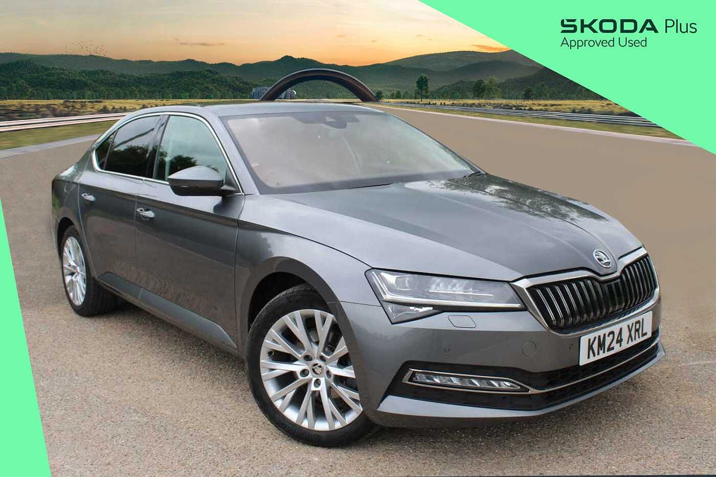 Main listing image - Skoda Superb