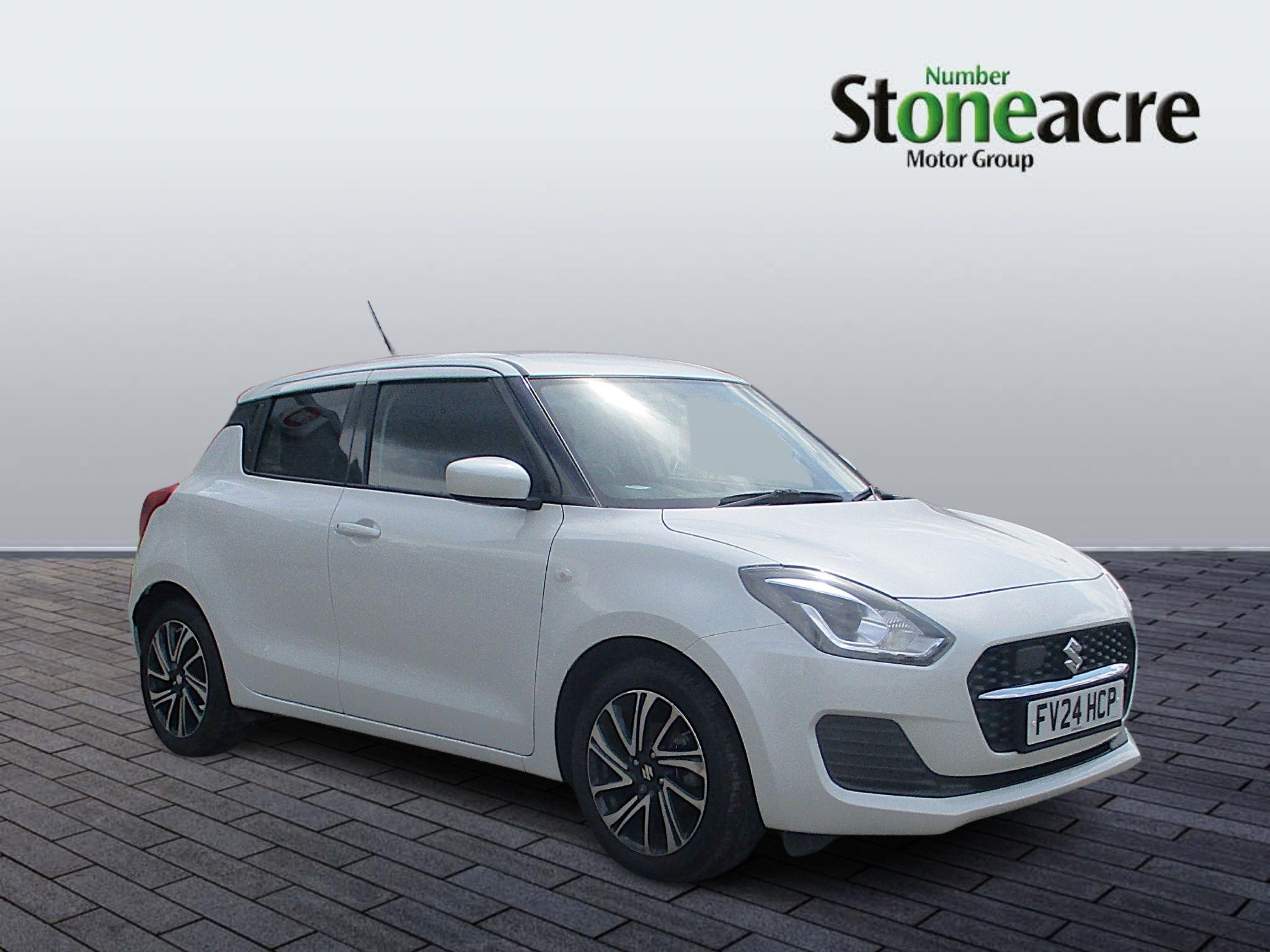 Main listing image - Suzuki Swift
