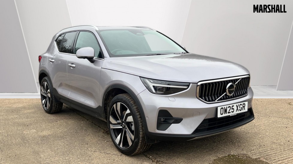 Main listing image - Volvo XC40