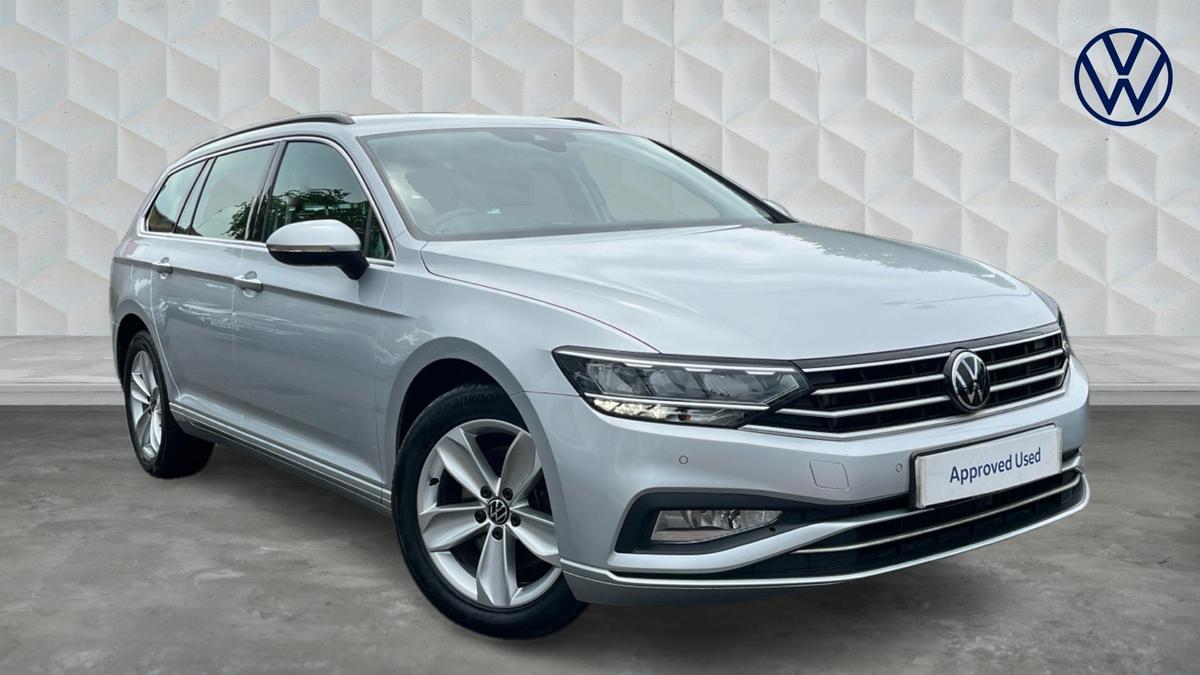 Main listing image - Volkswagen Passat Estate