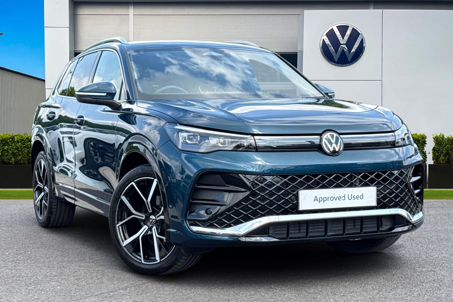 Main listing image - Volkswagen Tiguan