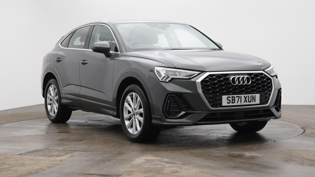 Main listing image - Audi Q3