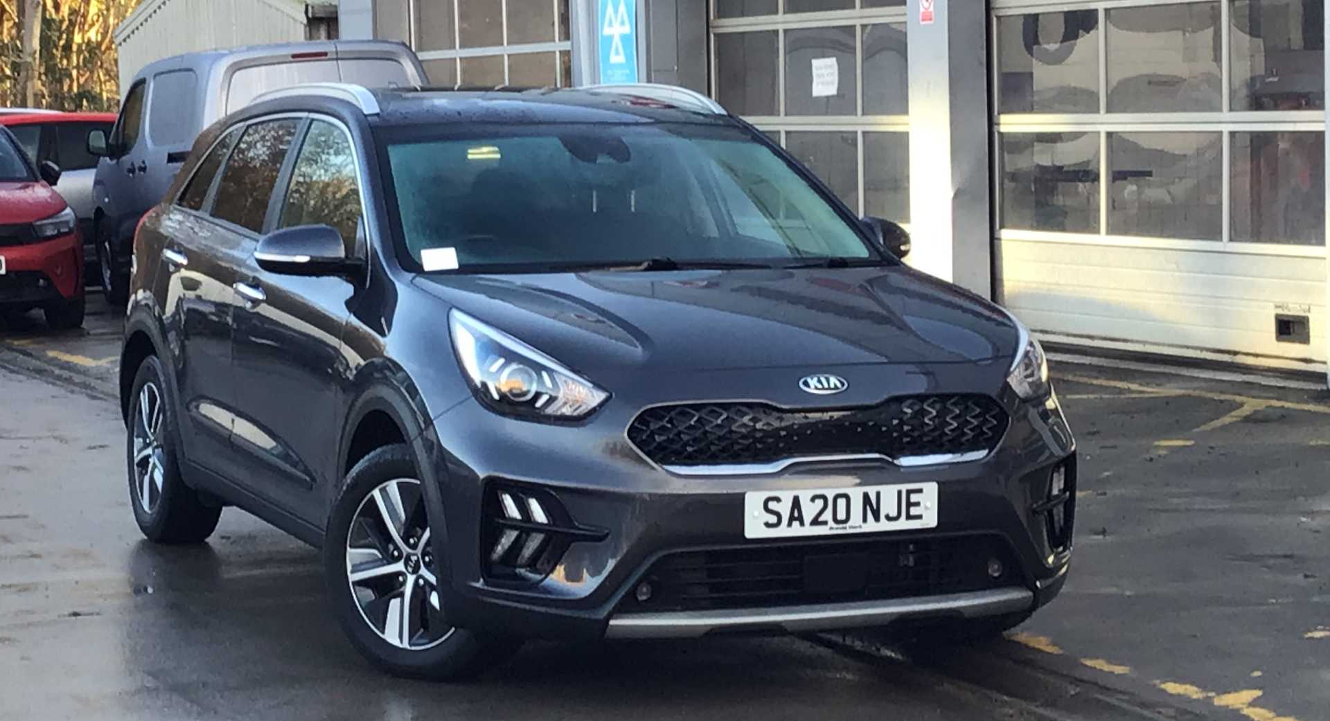 Main listing image - Kia Niro