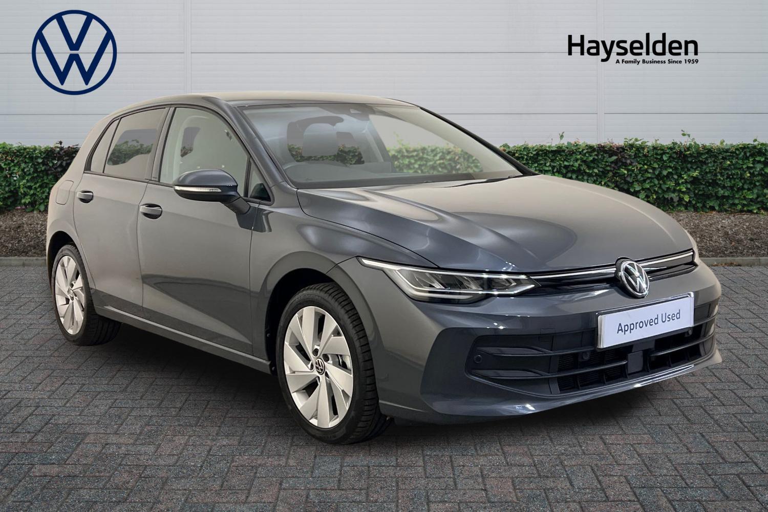 Main listing image - Volkswagen Golf