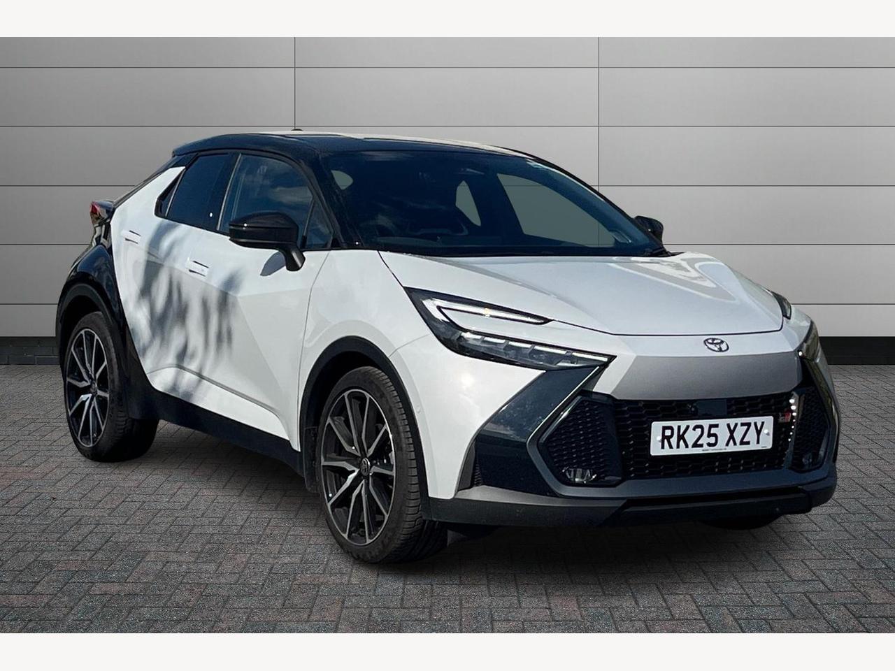 Main listing image - Toyota C-HR