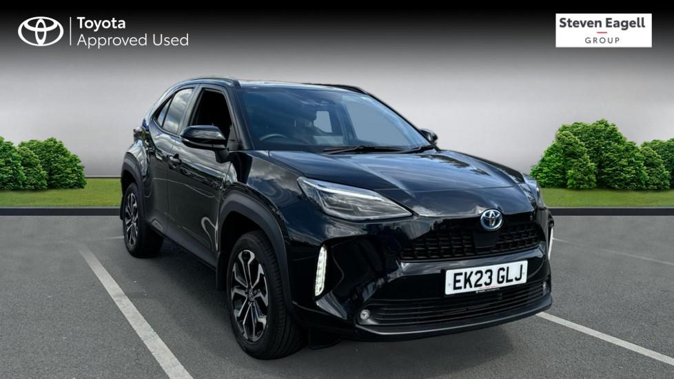 Main listing image - Toyota Yaris Cross