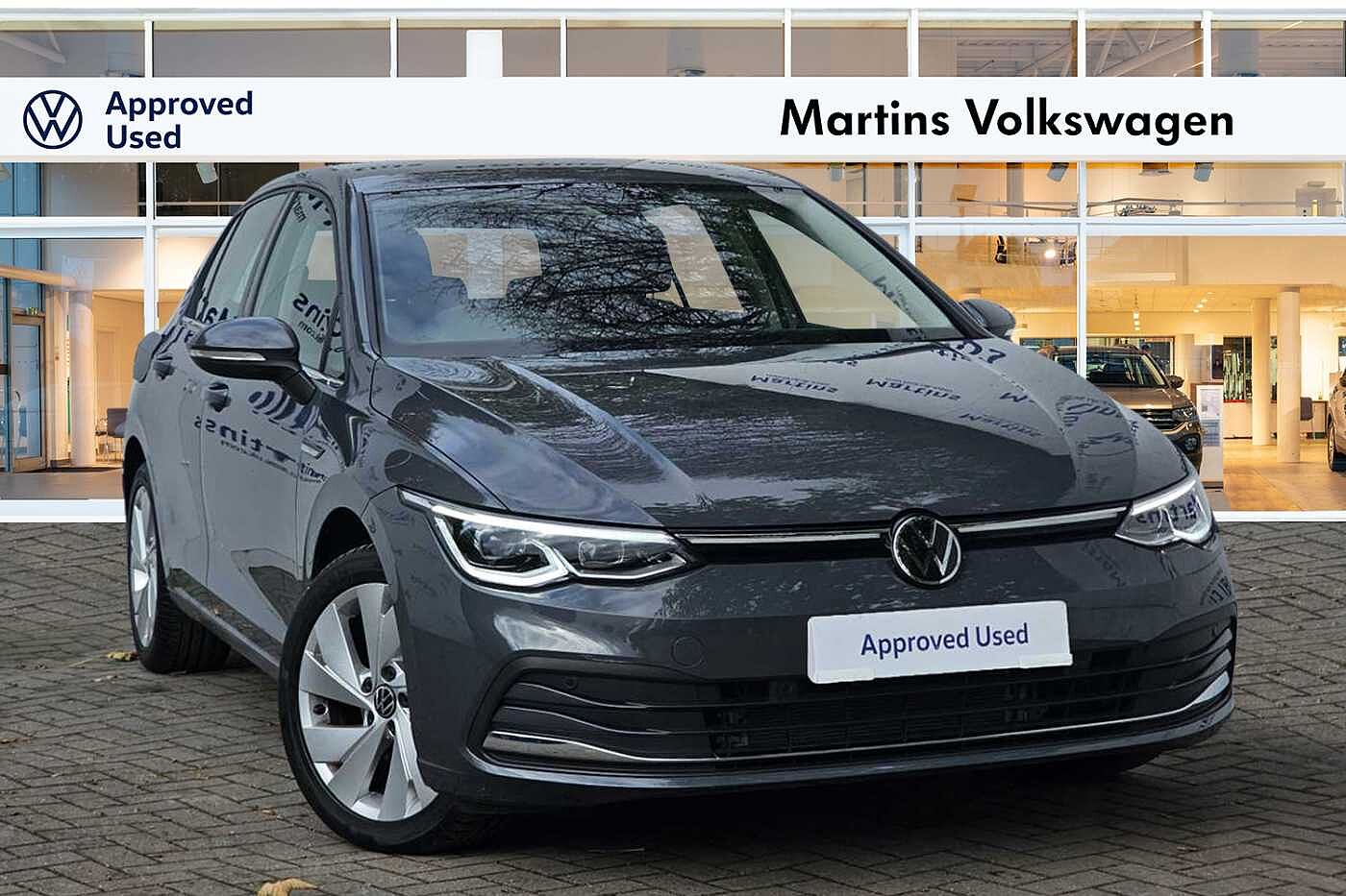 Main listing image - Volkswagen Golf