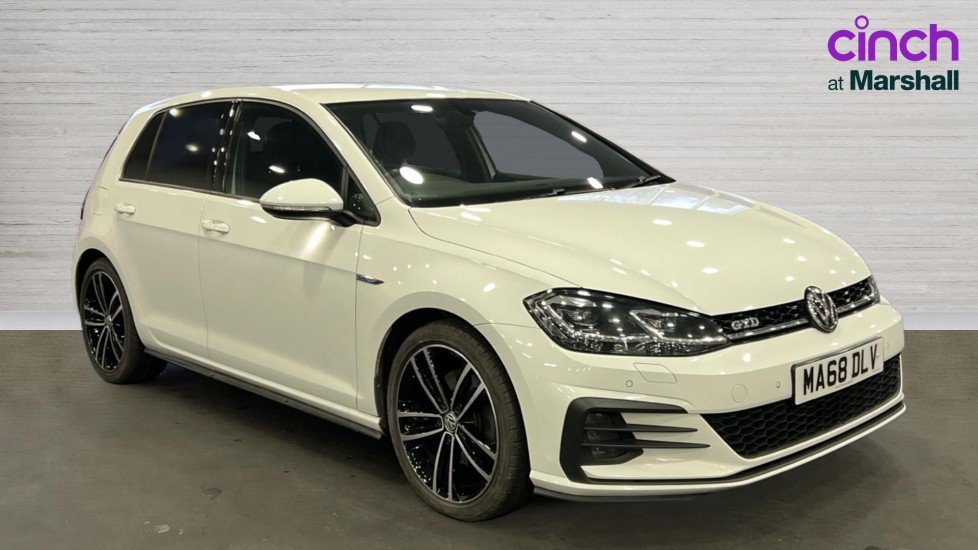 Main listing image - Volkswagen Golf