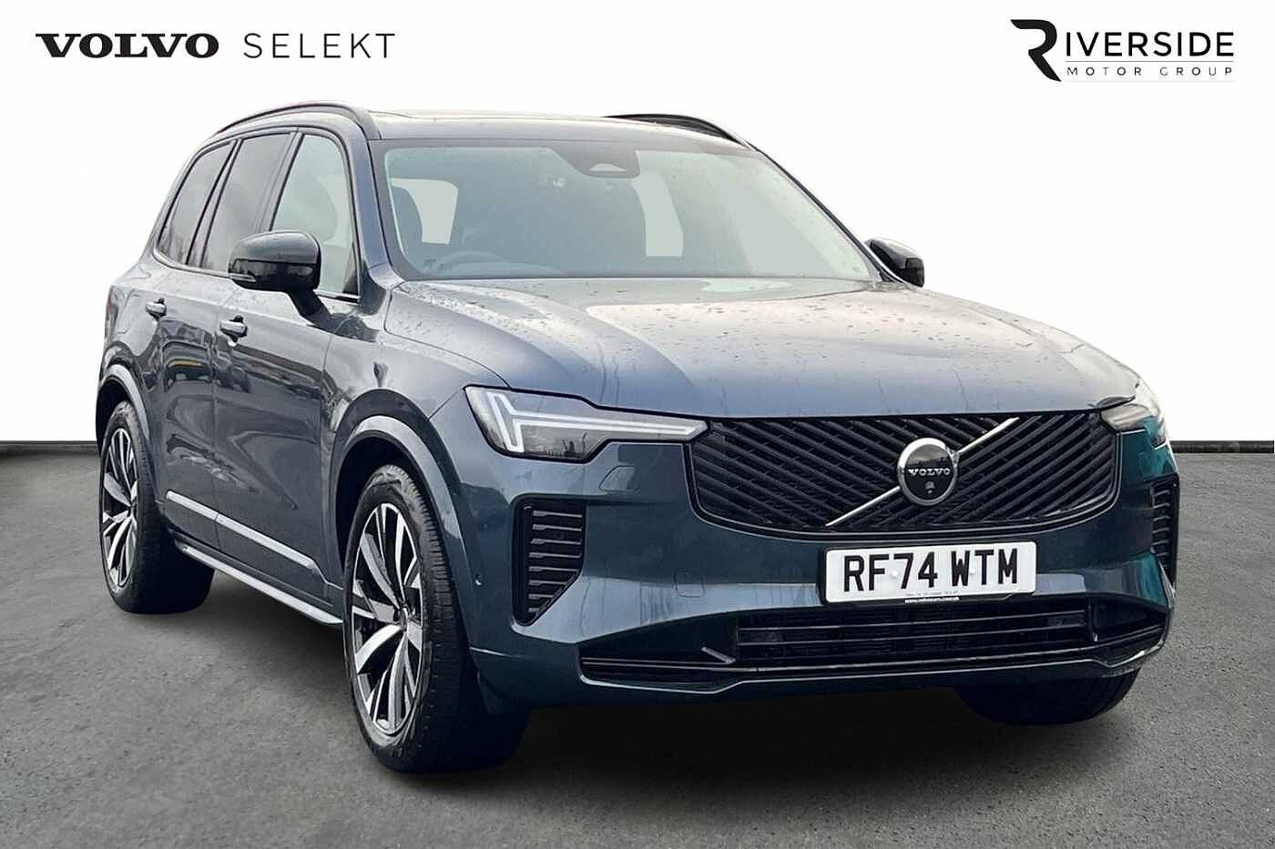 Main listing image - Volvo XC90