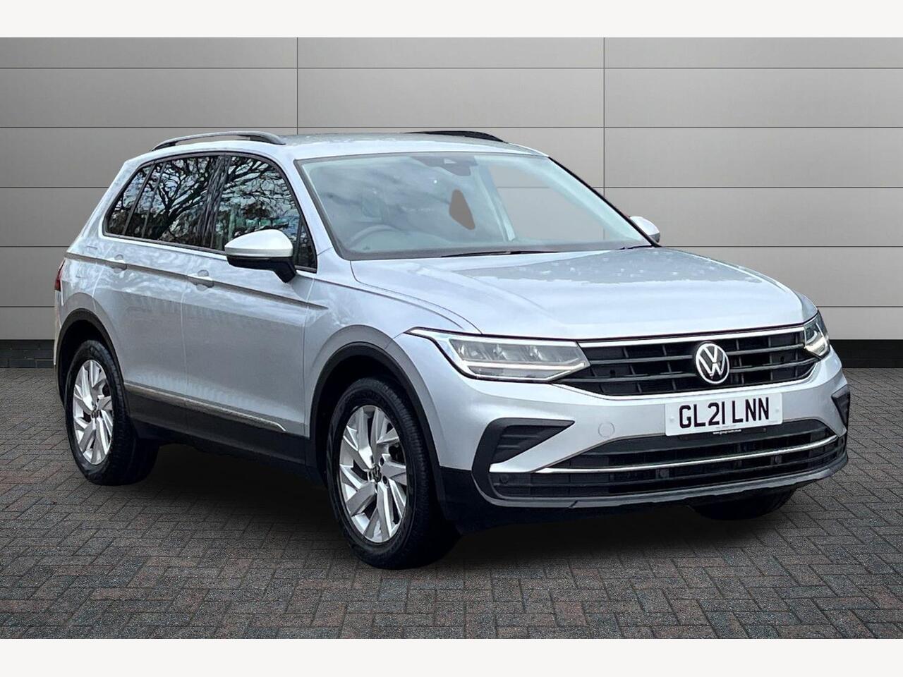 Main listing image - Volkswagen Tiguan