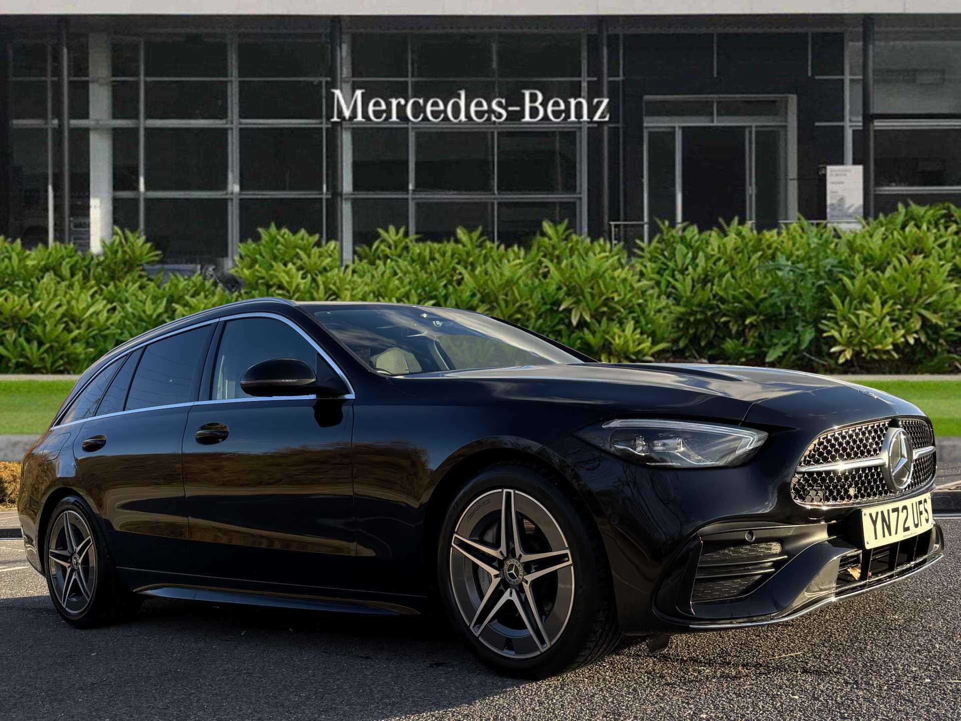 Main listing image - Mercedes-Benz C-Class Estate