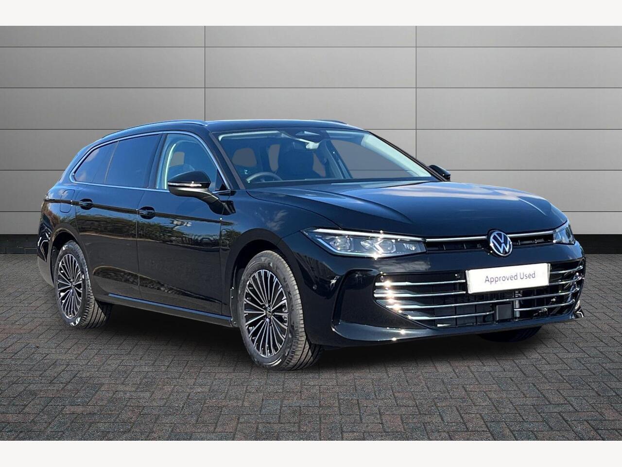Main listing image - Volkswagen Passat