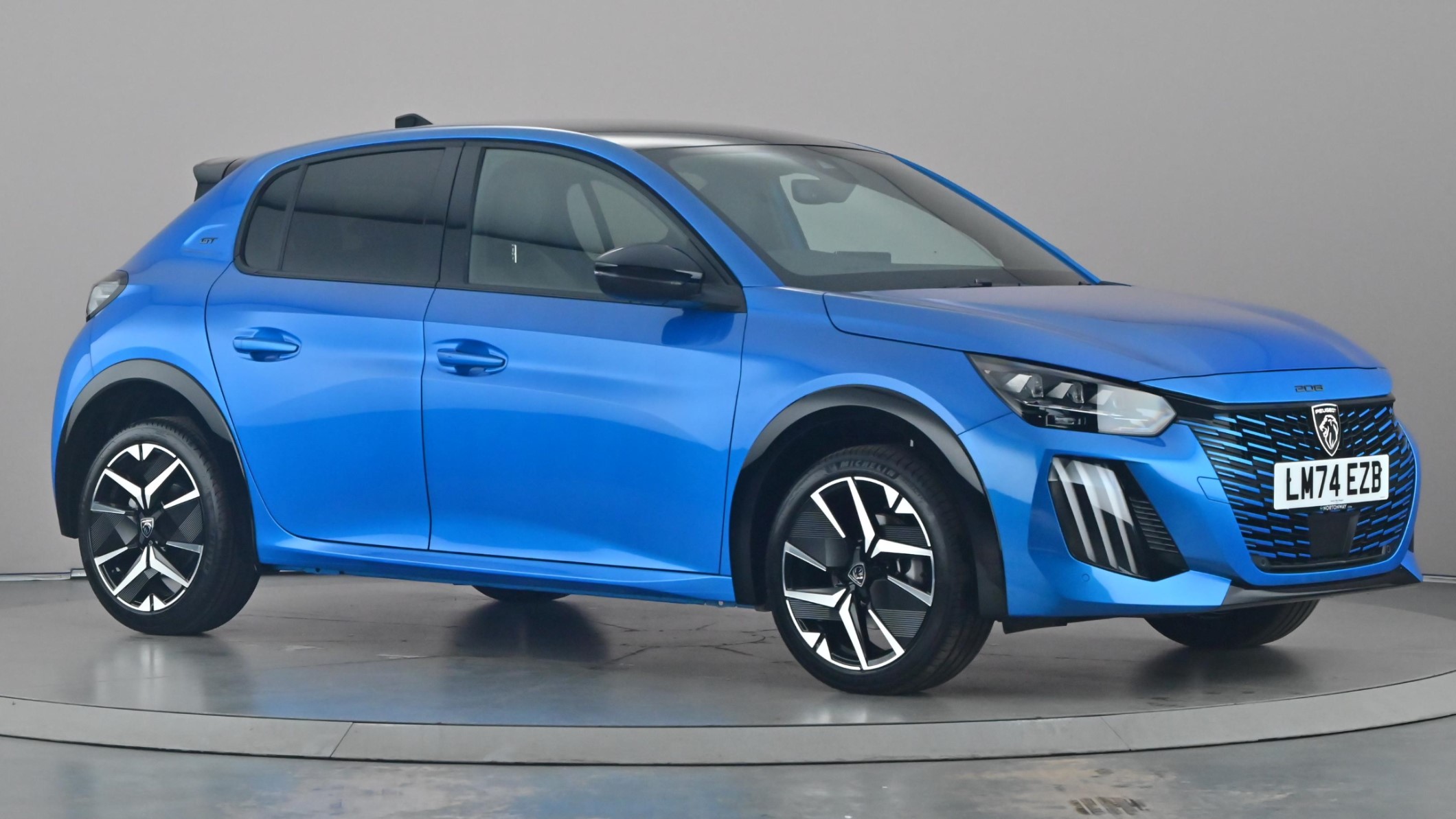 Main listing image - Peugeot 208