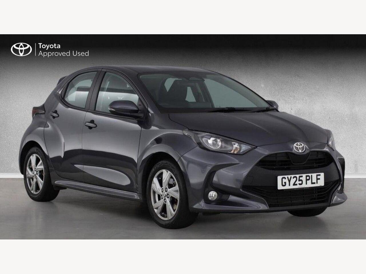 Main listing image - Toyota Yaris