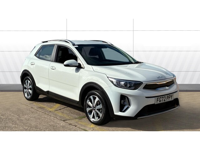 Main listing image - Kia Stonic