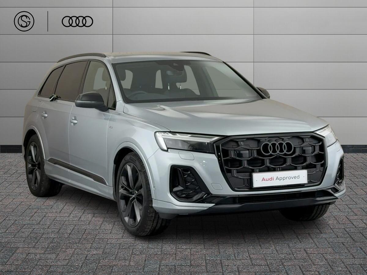 Main listing image - Audi Q7