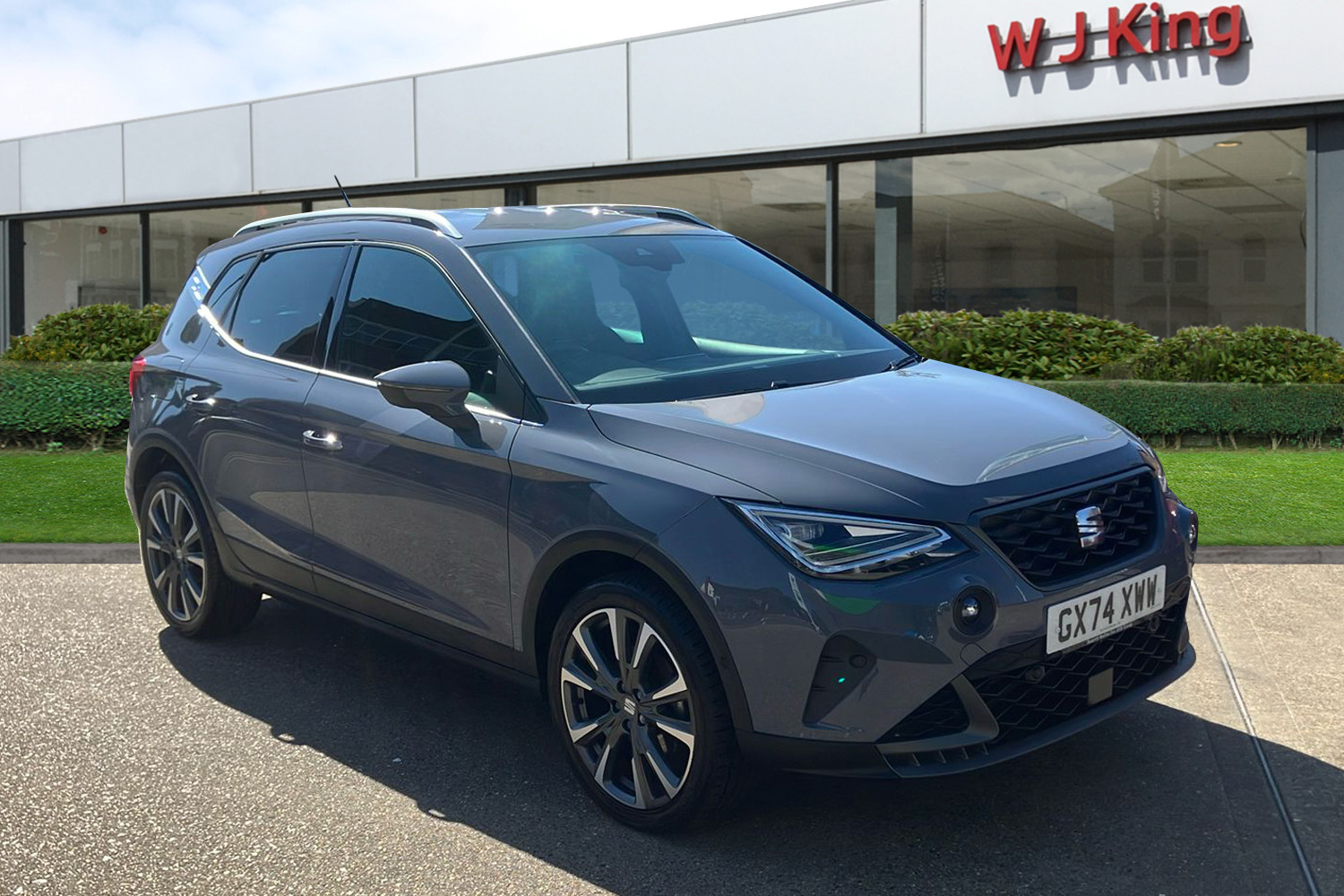 Main listing image - SEAT Arona