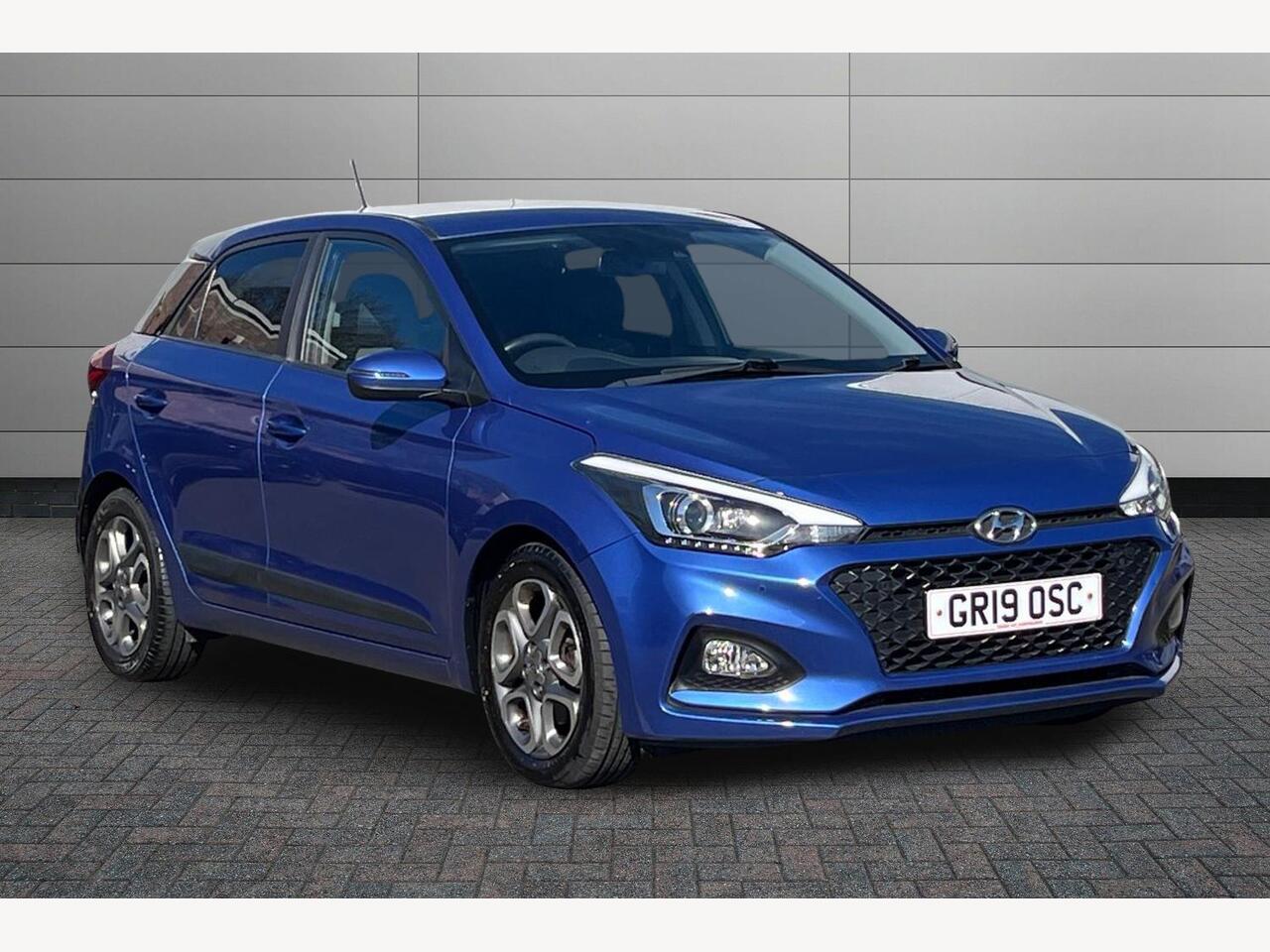 Main listing image - Hyundai i20