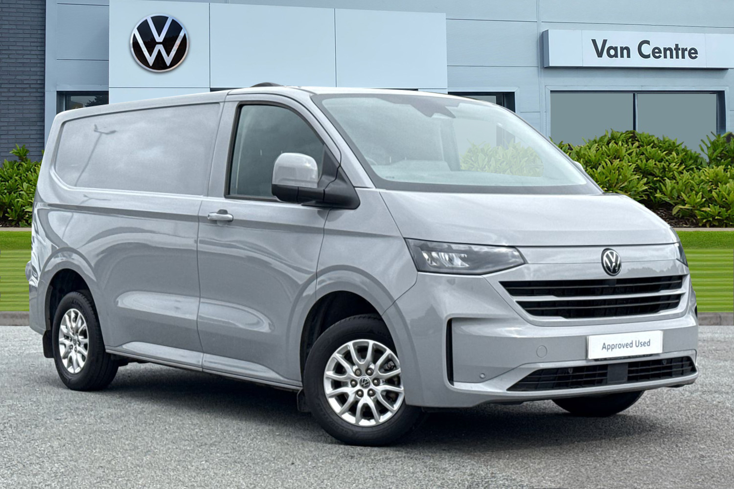 Main listing image - Volkswagen Transporter